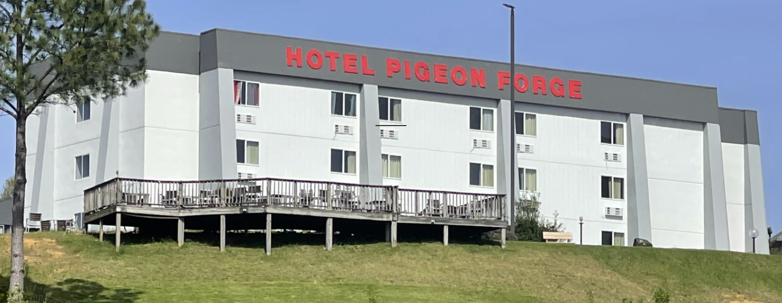 Hotel Pigeon Forge - Hotel Exterior-1