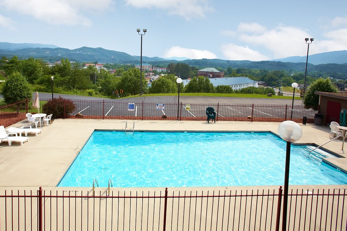 Hotel Pigeon Forge - Outdoor Pool