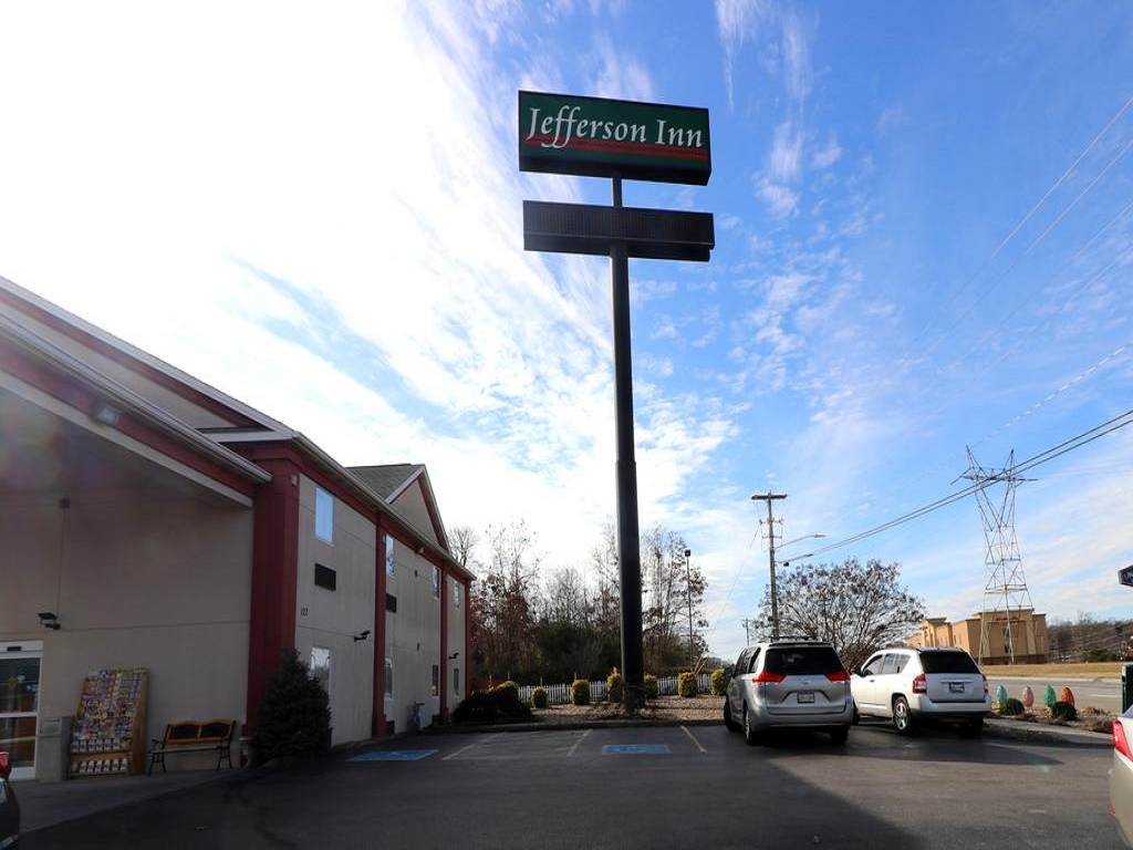 Jefferson-Inn-Dandridge-Exterior-3