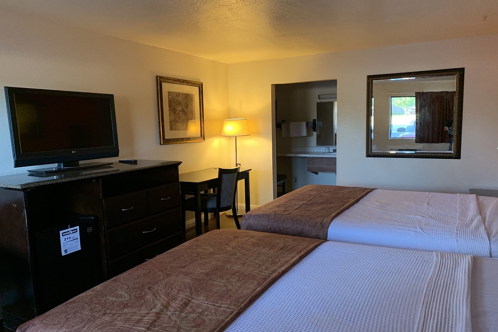 Lancaster Inn - Double Beds Room-1