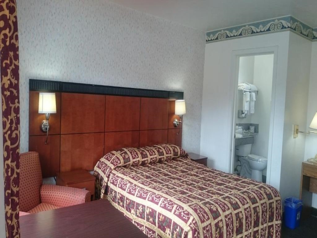 Monterey Fairgrounds Inn - Single Bed Room-2