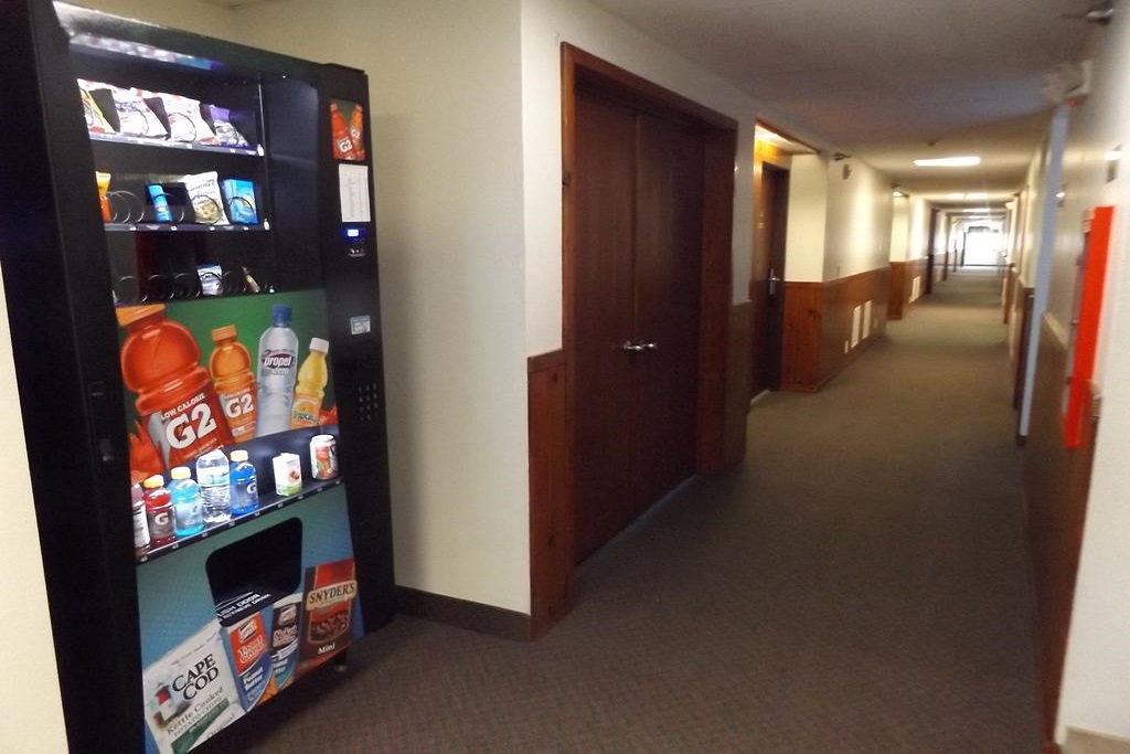 Nisswa Inn and Suites - Rooms Lobby