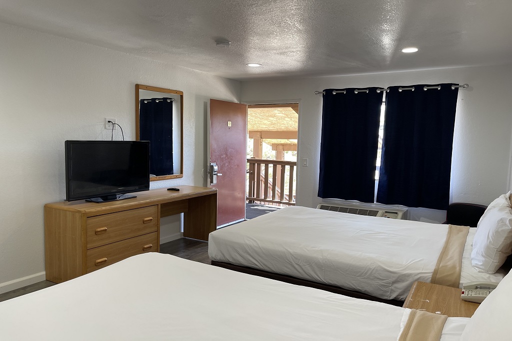Palms Inn & Suites - Double Bedroom-4