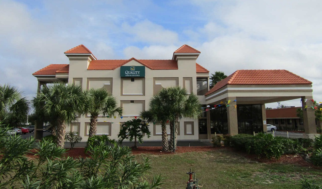 Quality Inn & Suites Kissimmee by The Lake - Exterior-4