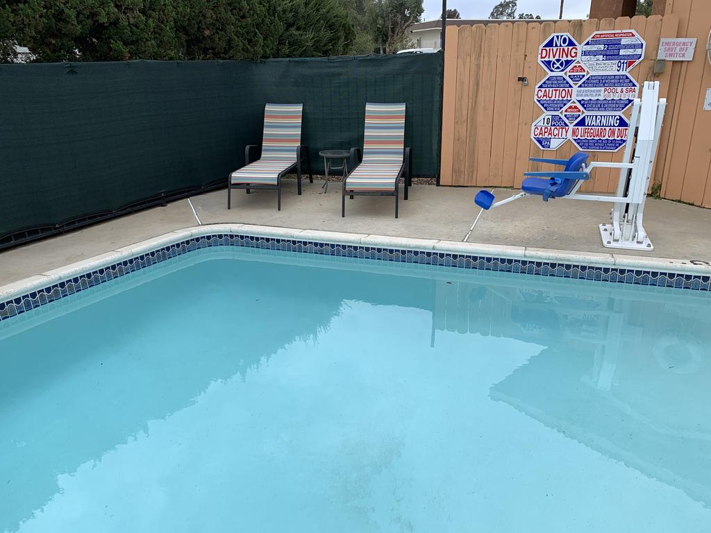 Rancho California Inn - Outdoor Pool