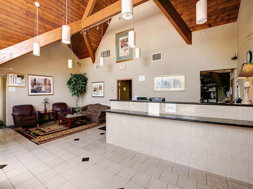 Red Carpet Inn Whippany - Lobby Area-1