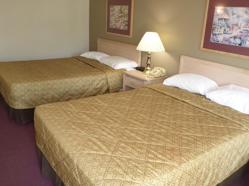 Richland Inn Lewisburg - Double Beds-2