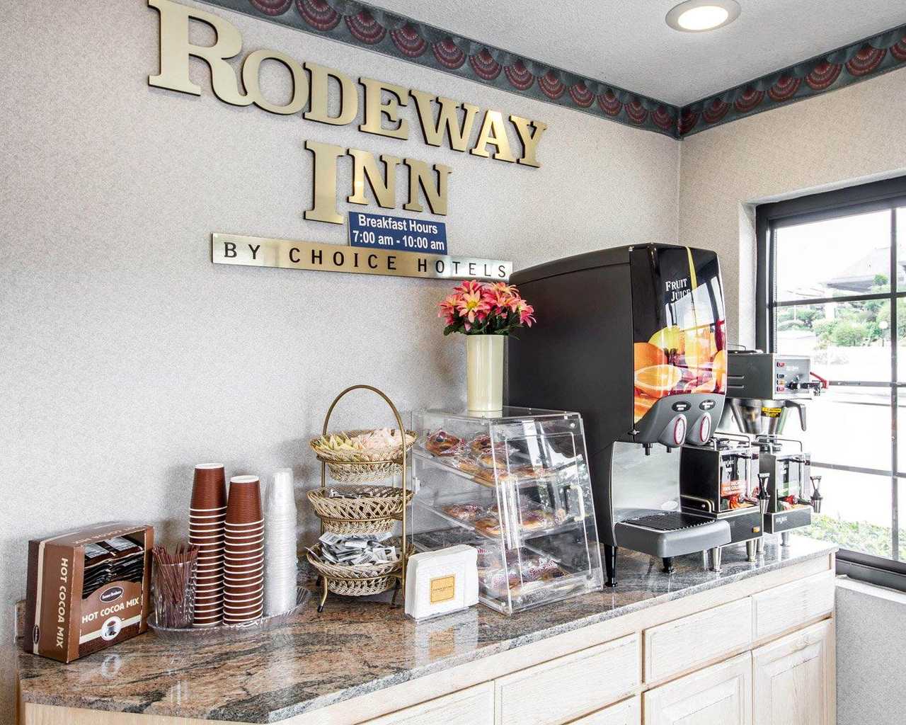 Rodeway Inn Monterey - Breakfast Area-1