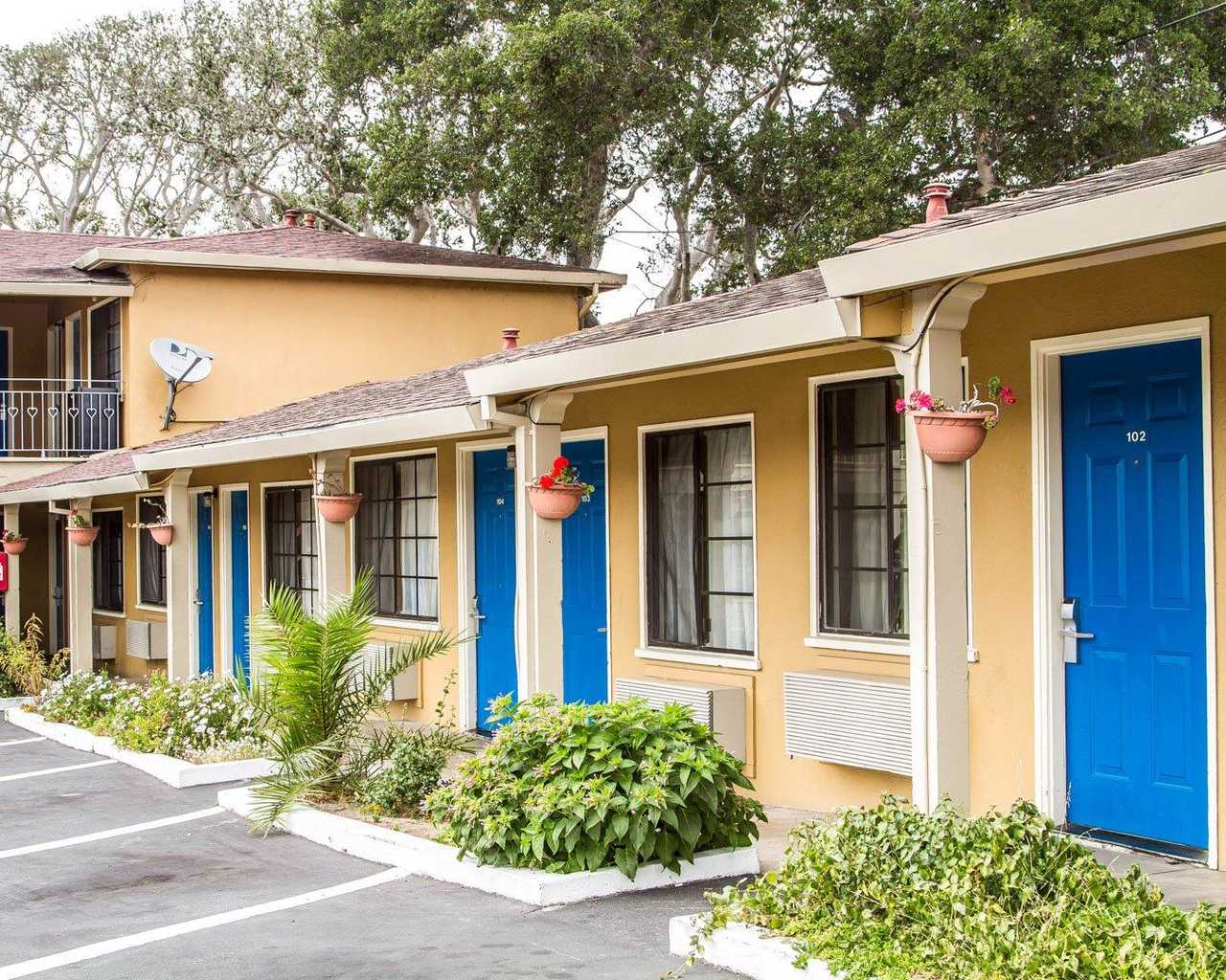 Rodeway Inn Monterey - Exterior-4
