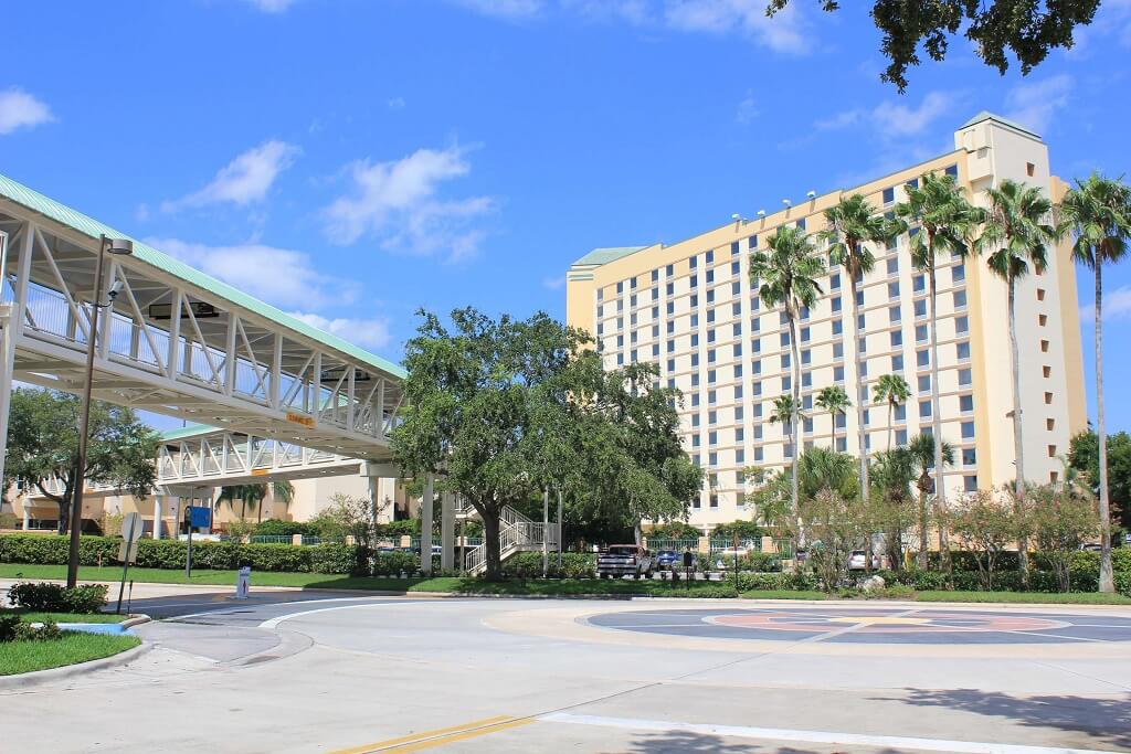 Rosen Plaza Orlando - Exterior-4