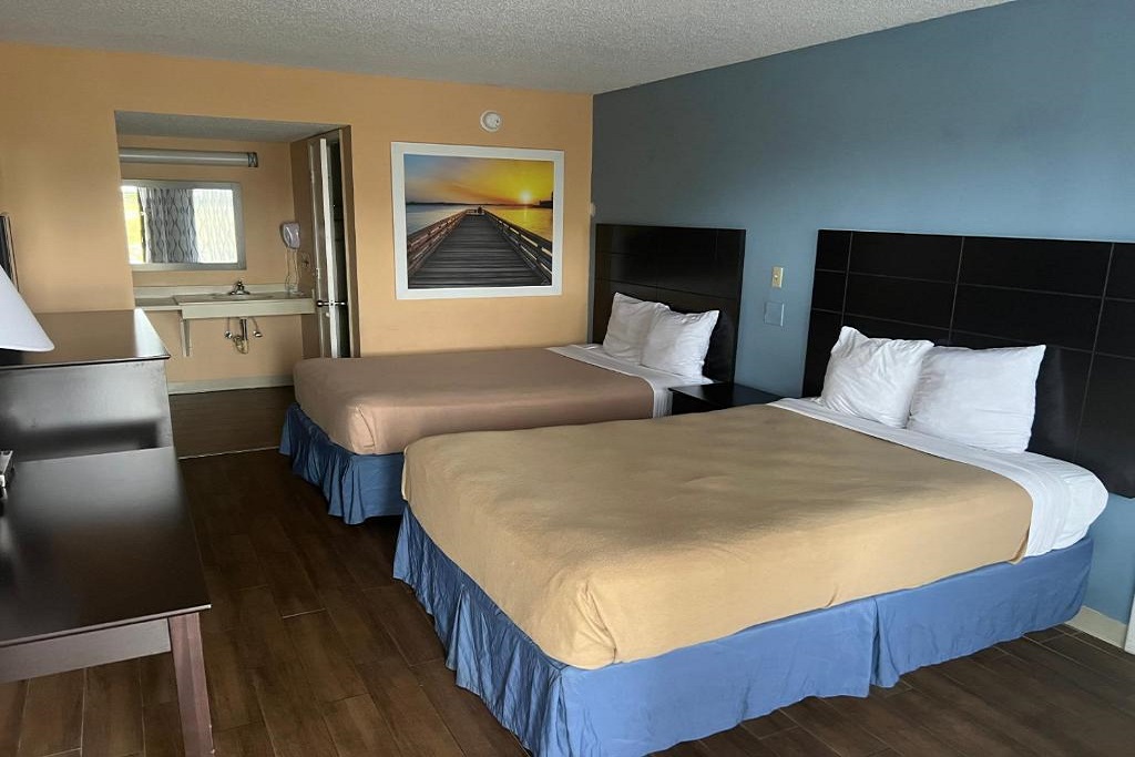 Rodeway Inn Davenport-Champions Gate - Two Double Bedroom2