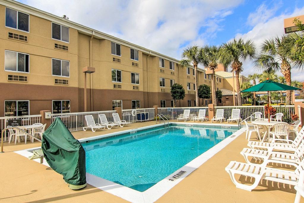 Sleep Inn Ormond Beach - Pool-1