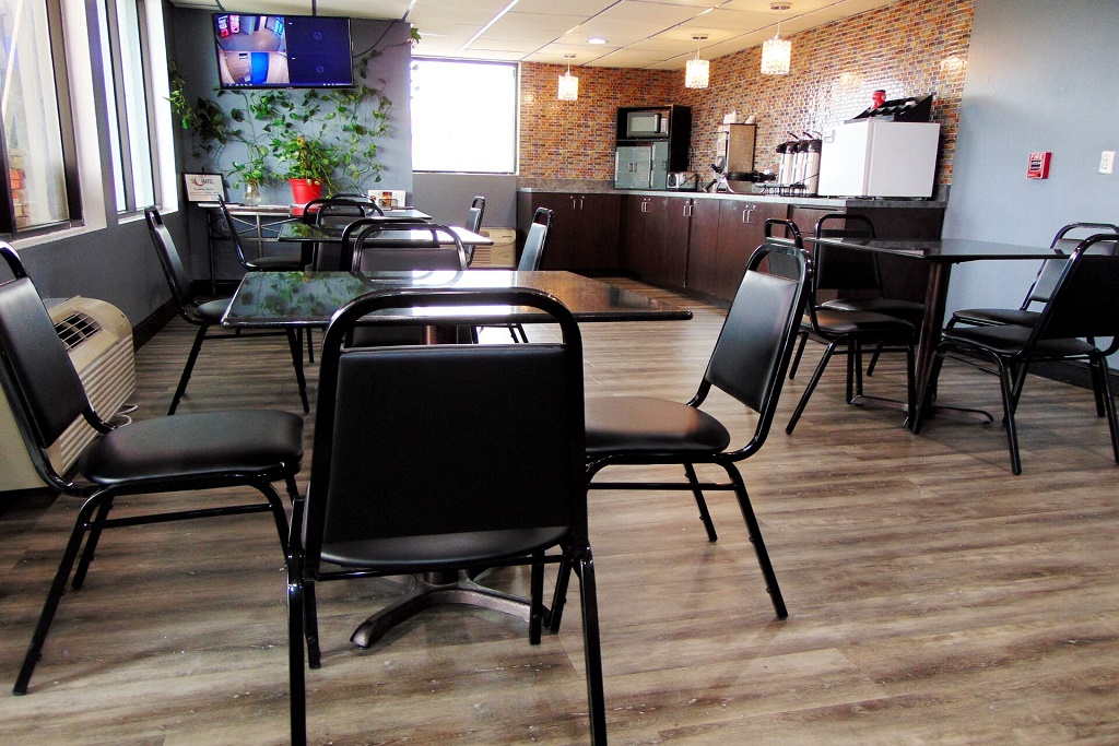 Somatel Nashville Airport - Dining Area