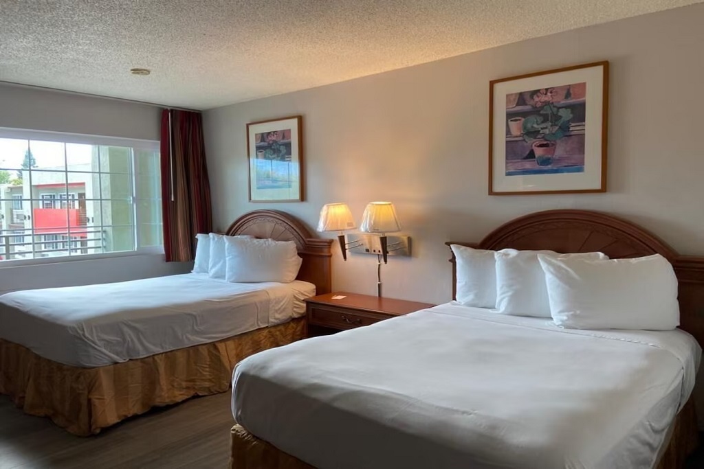 University Inn Chico - Double Beds